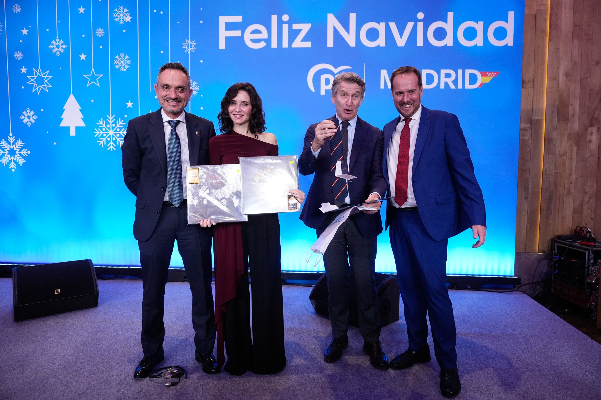 Feijóo en la cena de Navidad con Ayuso.