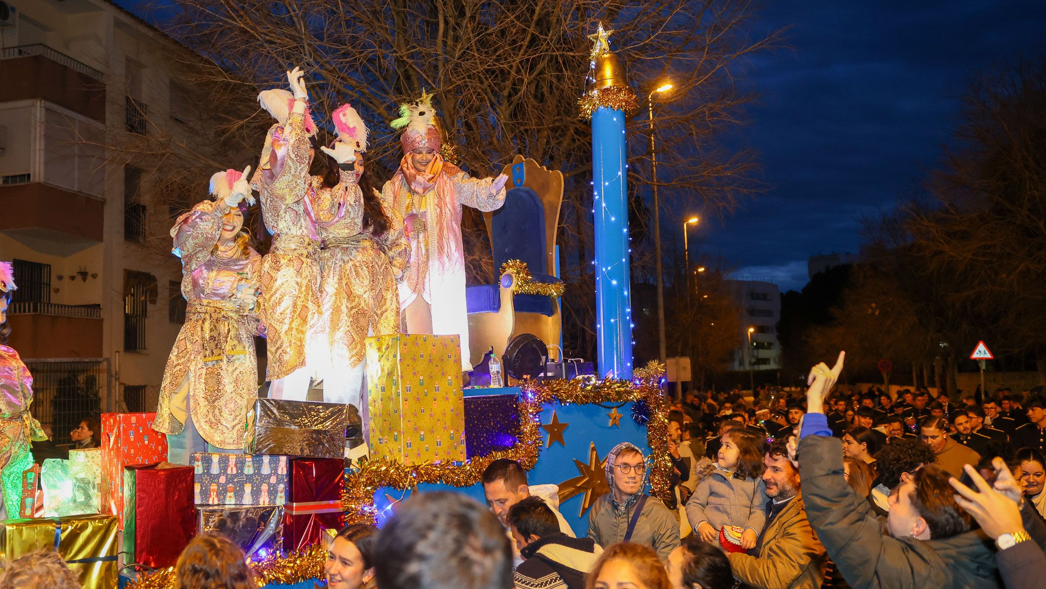 La cabalgata del Heraldo Real de San Benito, en imágenes