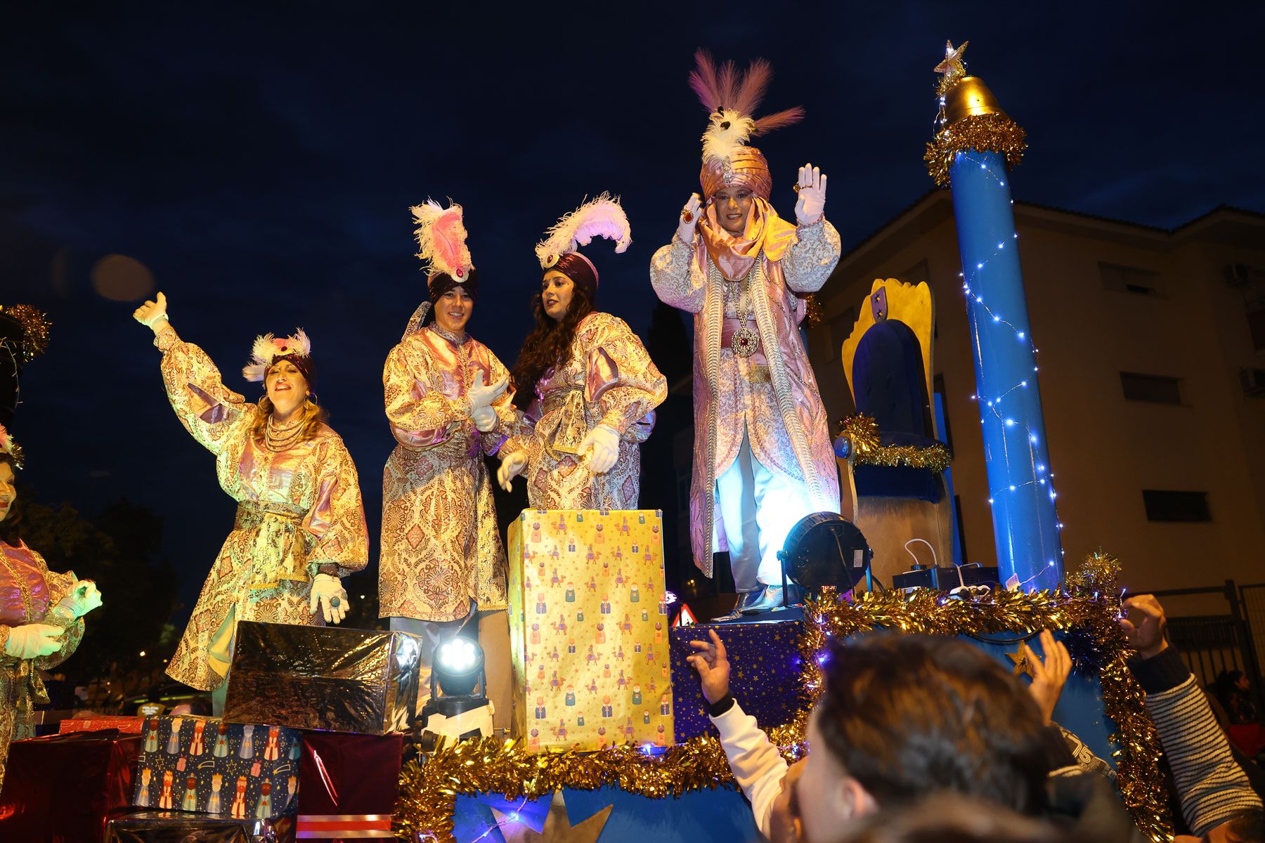 La cabalgata del Heraldo Real de San Benito, en imágenes