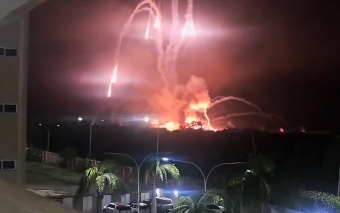 Captura del bombardeo que ha tenido lugar sobre Caracas.
