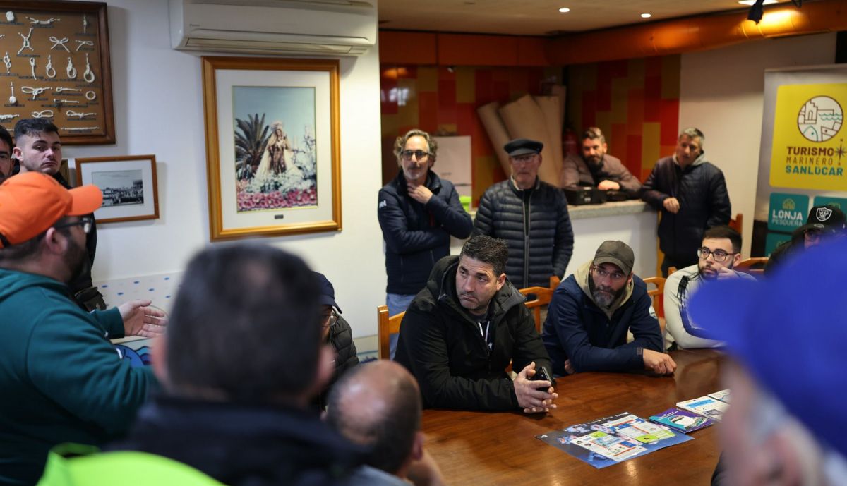 Protesta cofradia pescadores Sanlúcar Barrameda paro  49