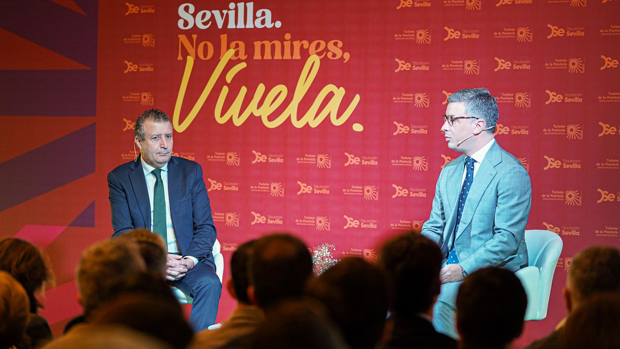 presentacion sevilla fitur turismo 2026 francisco javier fernandez presidente diputacion 31
