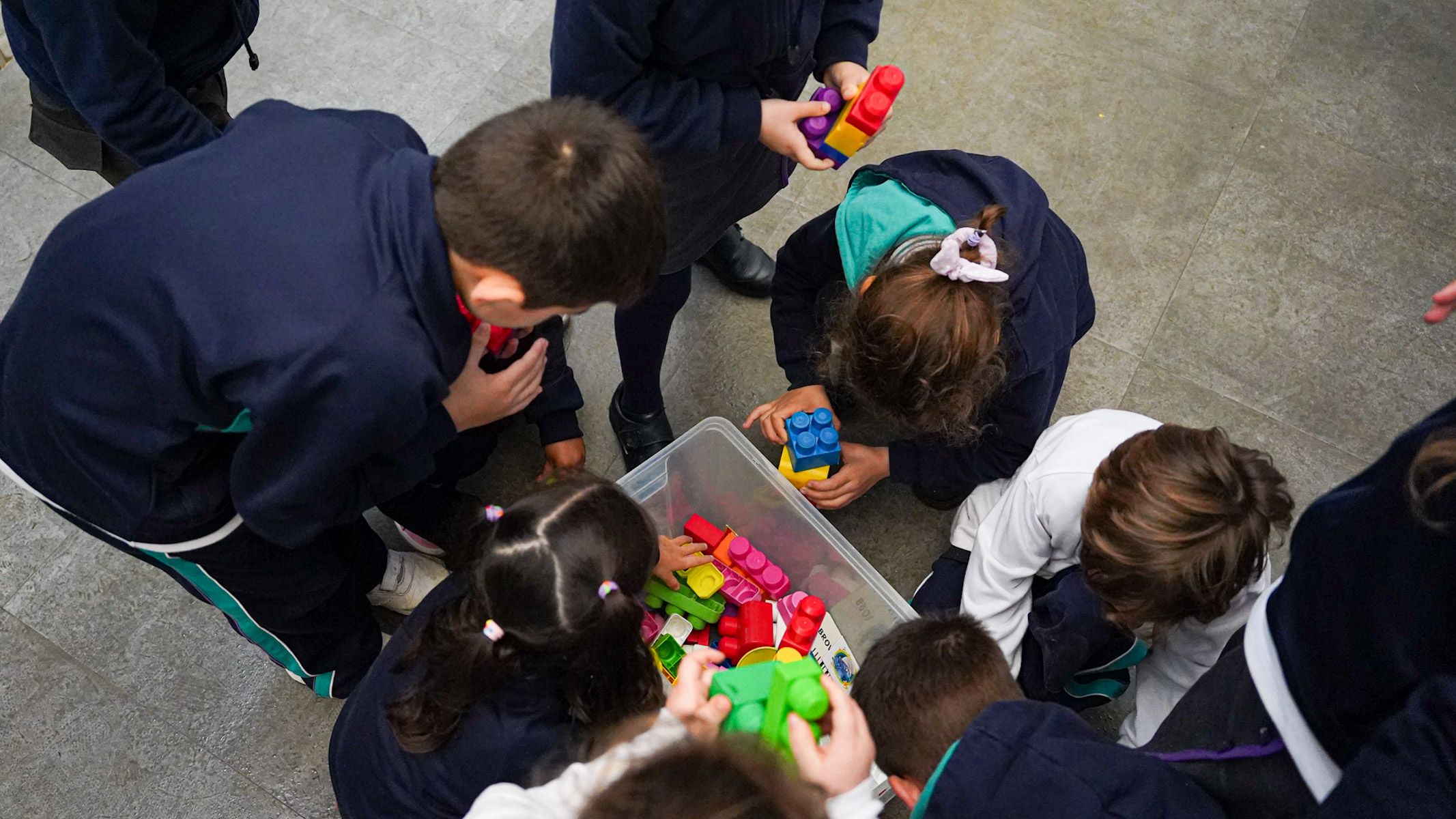 Un colegio en Sevilla, en una imagen reciente
