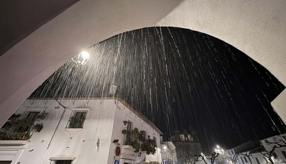 La lluvia cayendo con fuerza en Grazalema, estos días.