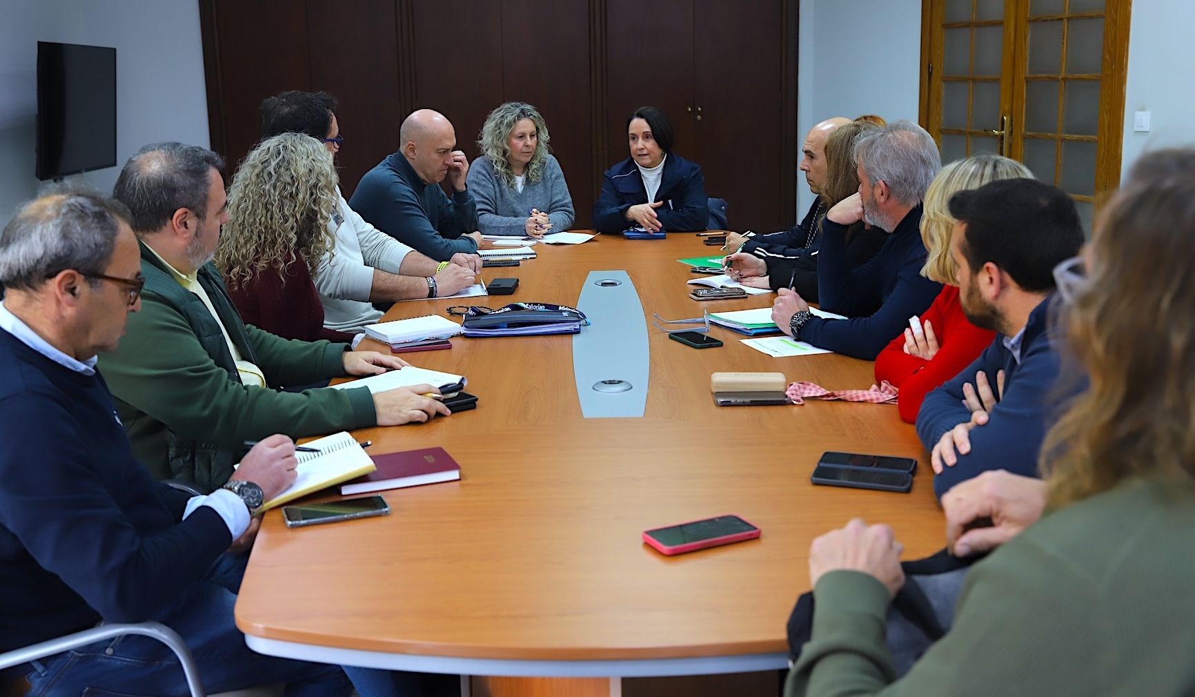 La reunión de Nela García con sindicatos y comerciantes.
