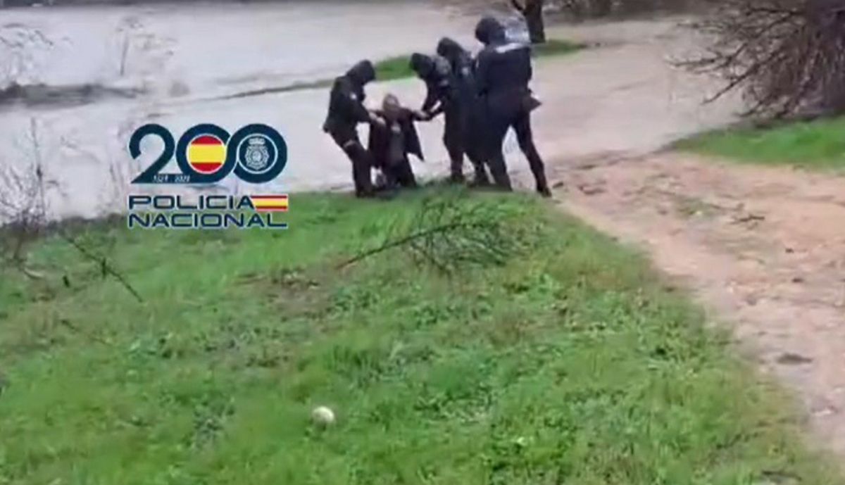 sevilla rescate rio