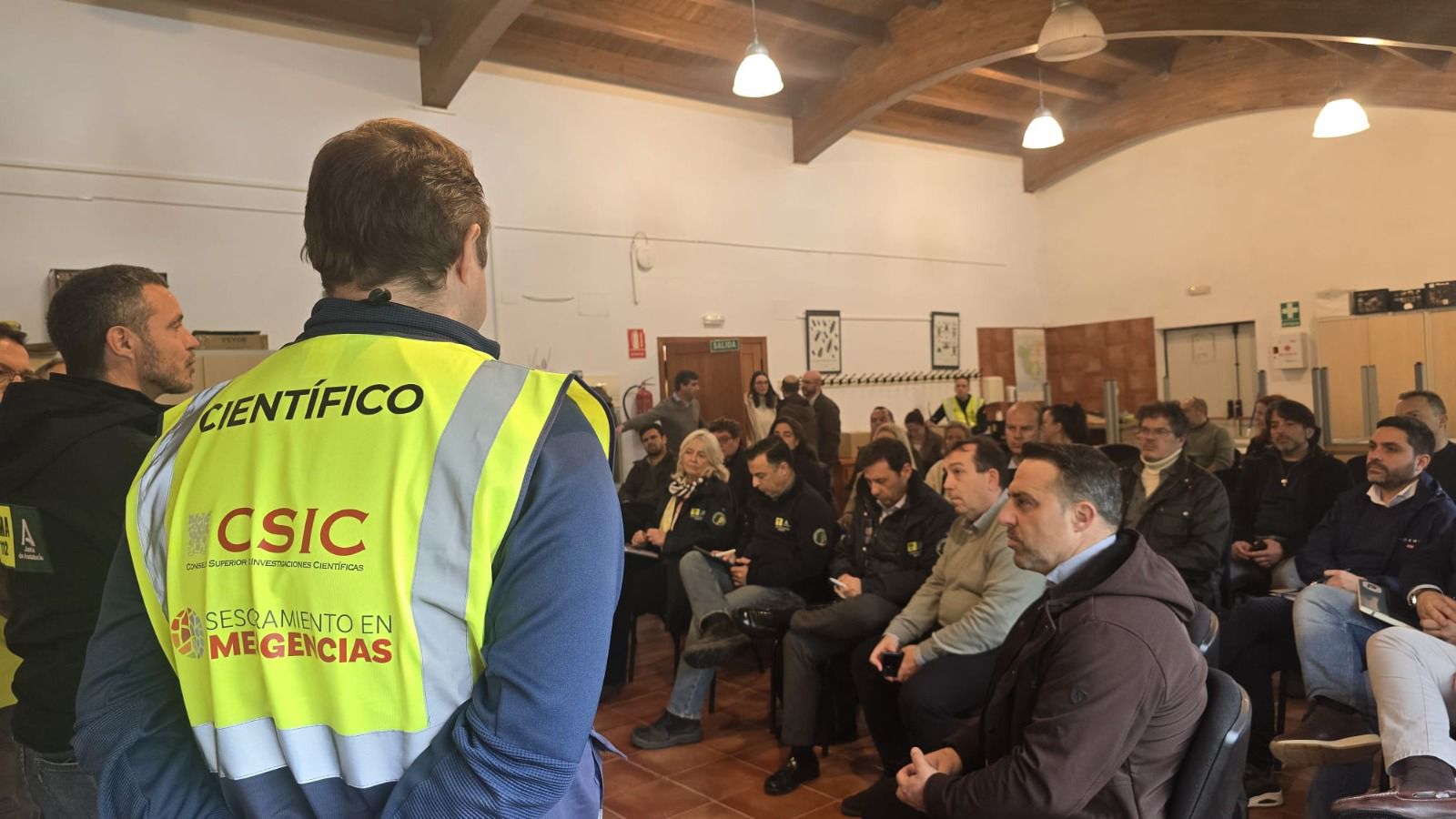 El CSIC descarta riesgos graves en las viviendas de los pueblos de Cádiz.