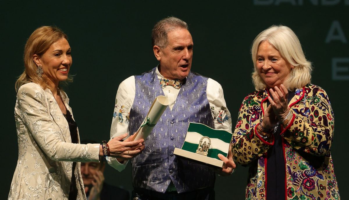 El reconocimiento a la compañía de títeres La Tía Norica.