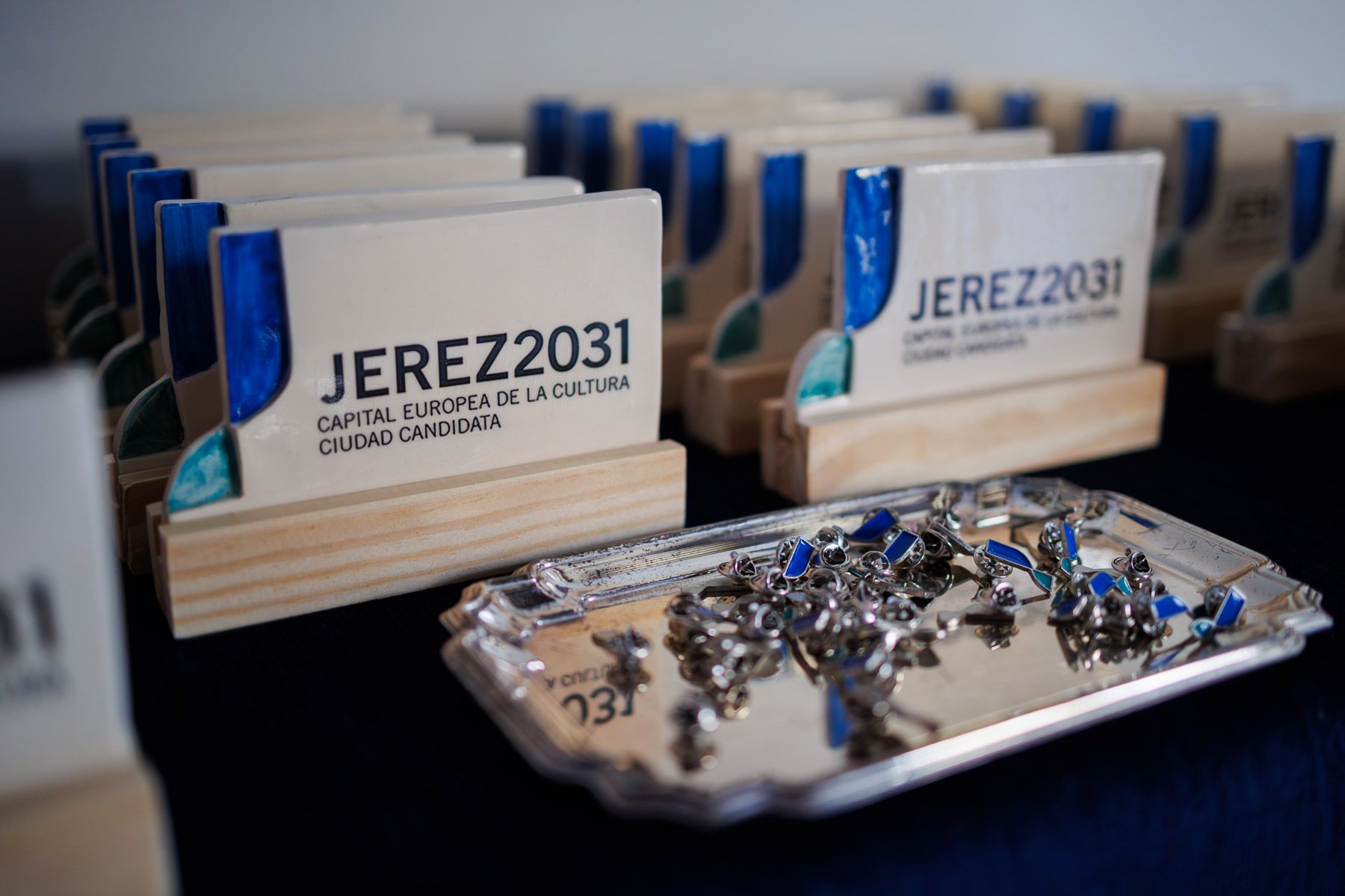 Detalles de merchandising de la candidatura de Jerez a Capital Europea de la Cultura en 2031.