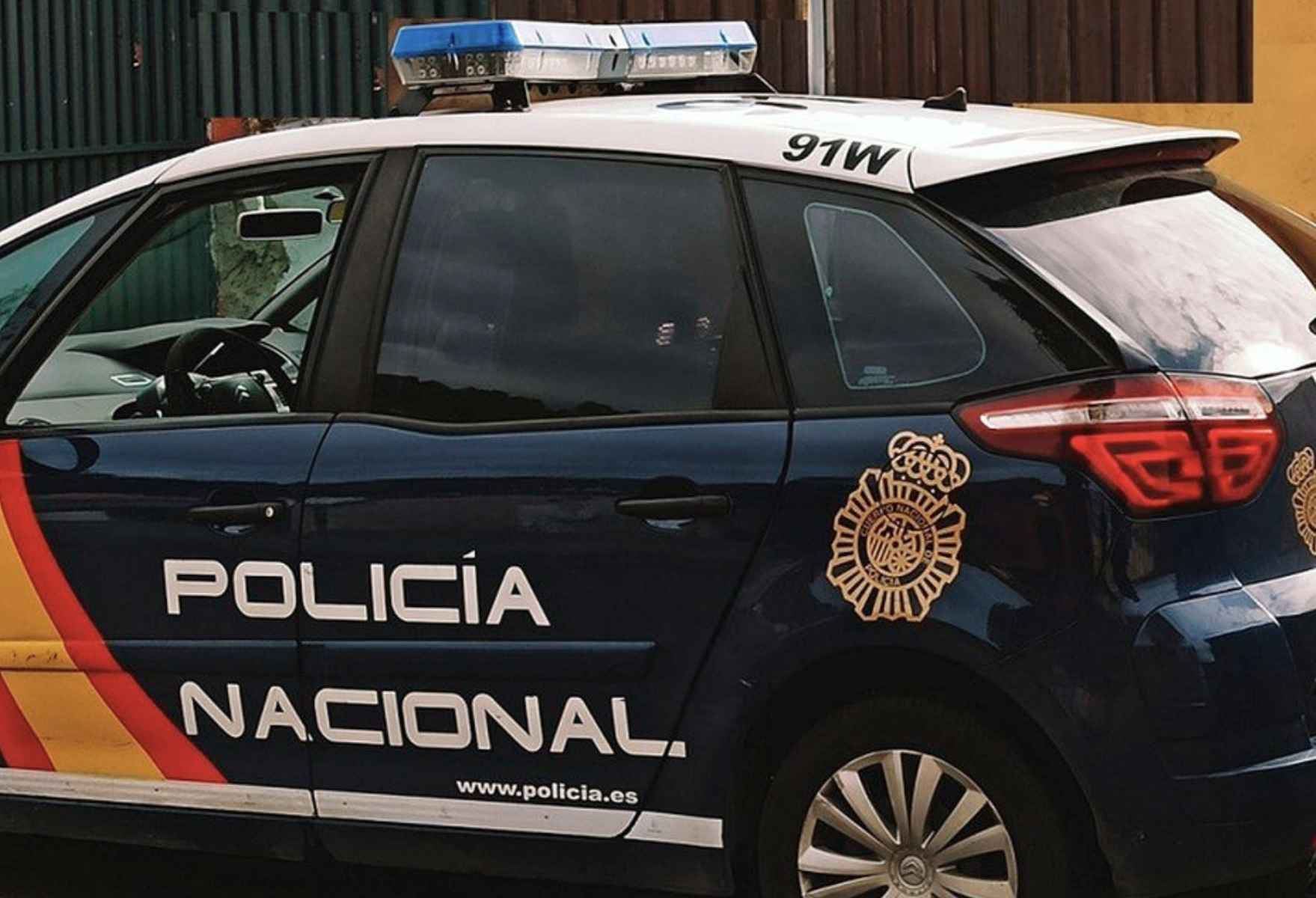 La Policía Nacional desmantela una plantación de marihuana en Trebujena.