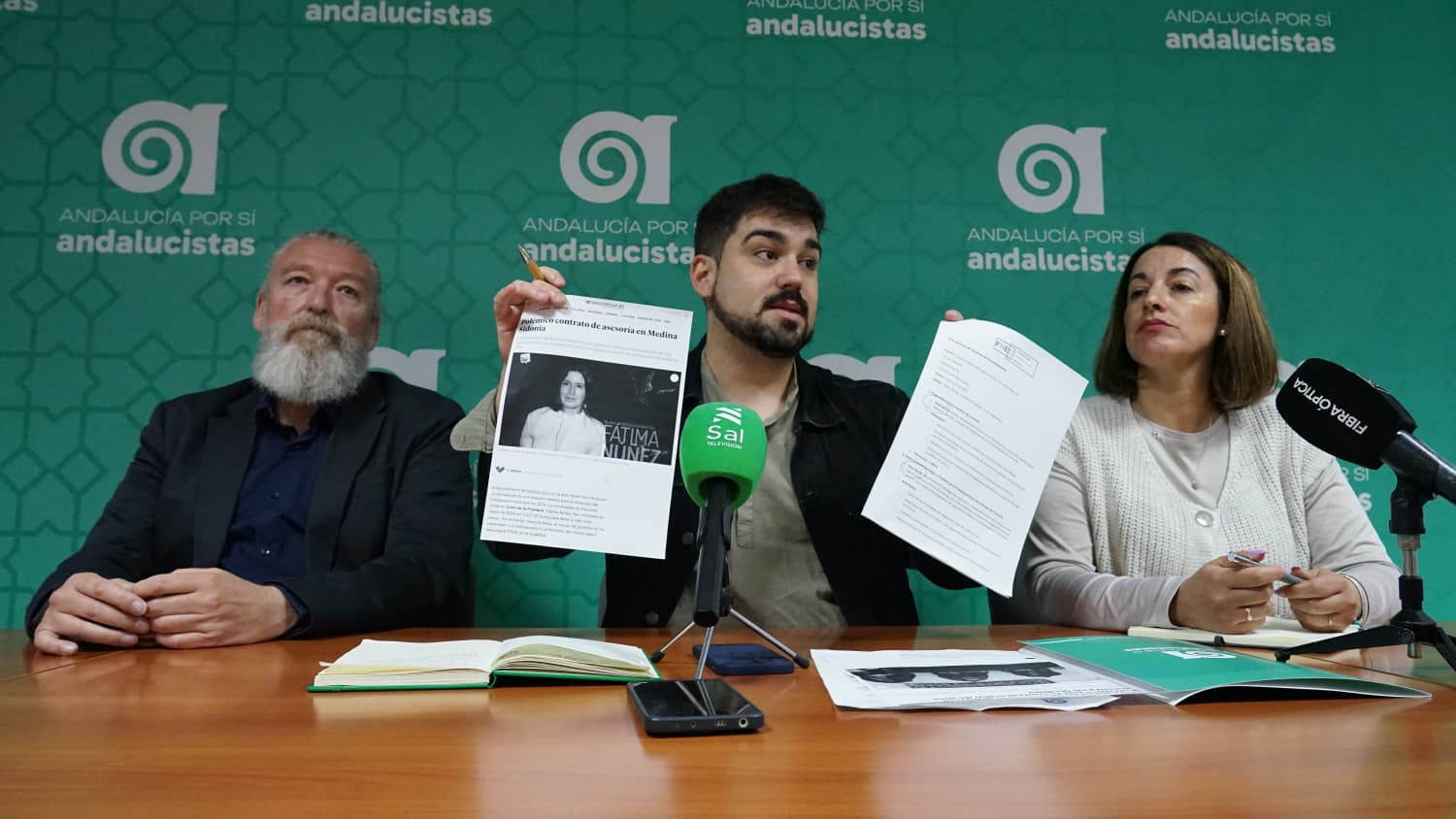 AxSí denuncia que el Ayuntamiento de Puerto Real ha 'colocado' en la ...