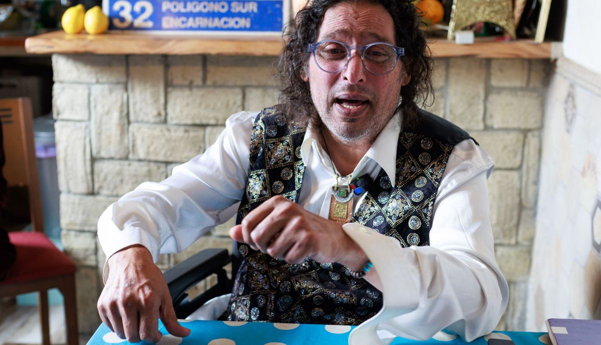 José Caraoscura 8