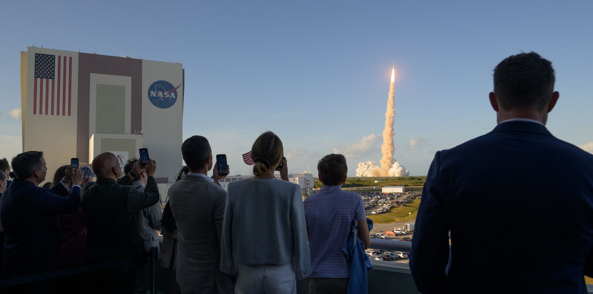 Un momento del despegue de Artemis II.