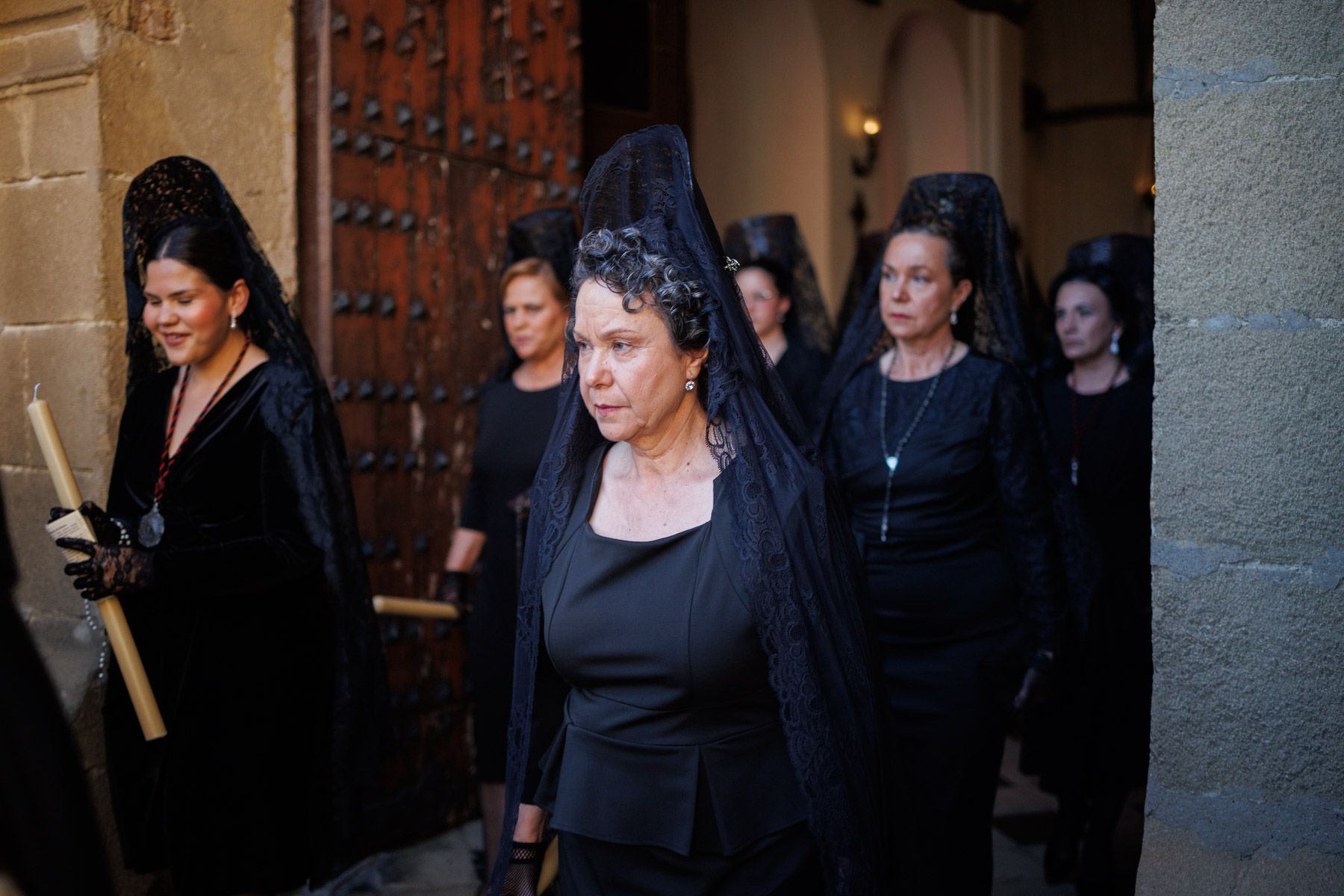 El Santo Entierro saliendo de la capilla del Calvario este Sábado Santo