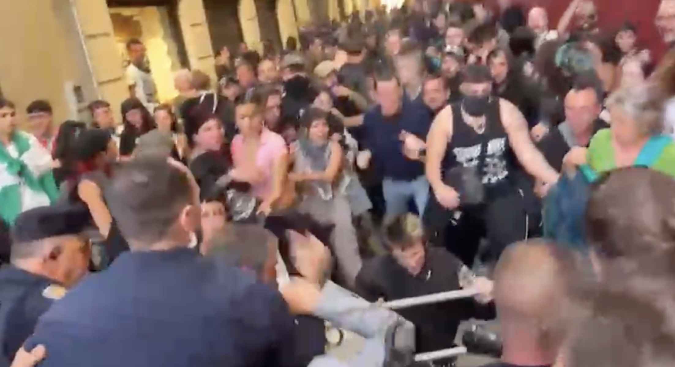 Momentos de tensión en Granada.