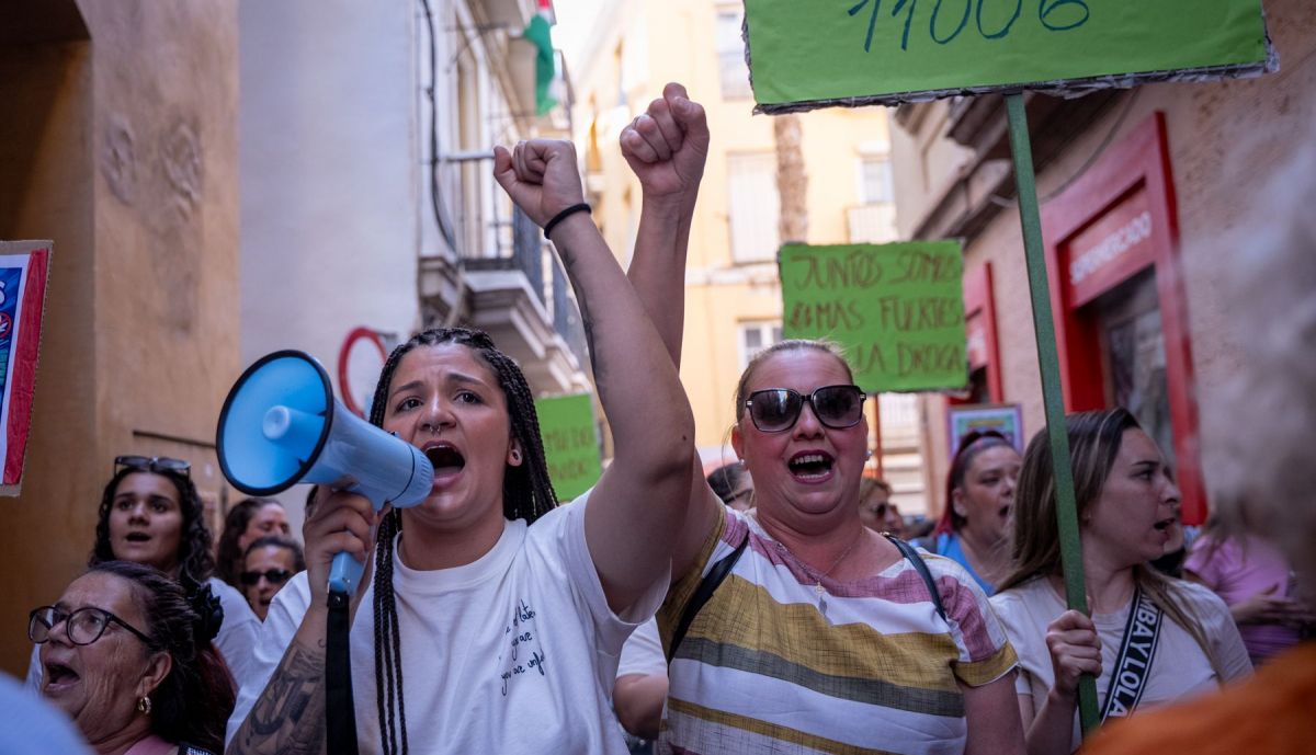 Manifestación Barrio de Santa María Cádiz No a la Droga1