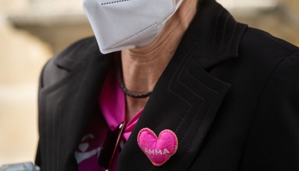 Detalle de la chaqueta de Fali, socia de AMMA. 