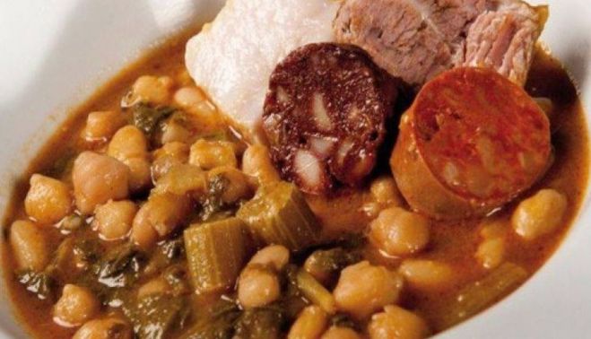 Plato de berza chipionera.