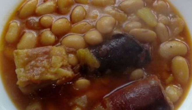 Potaje de habichuelas. Potaje de habichuelas.