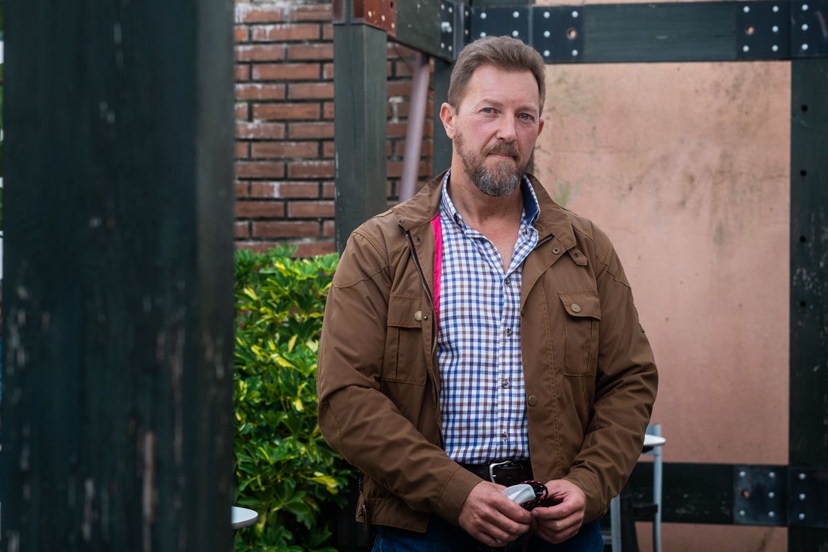 El exmilitar David Morales, propietario de UC Global, acusado de espiar a Julian Assange, tras una entrevista con lavozdelsur.es. El exmilitar David Morales, propietario de UC Global, acusado de espiar a Julian Assange, tras una entrevista con lavozdelsur.es.