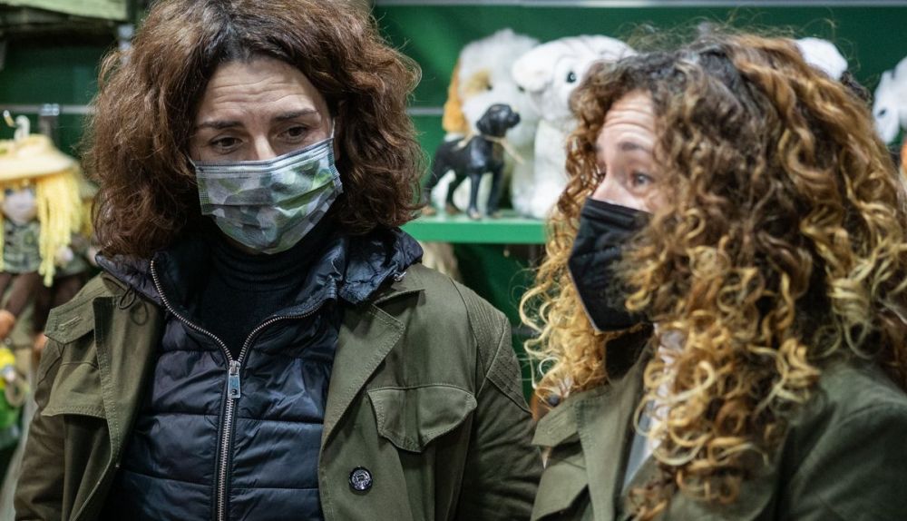 Las hermanas alicantinas durante la entrevista.