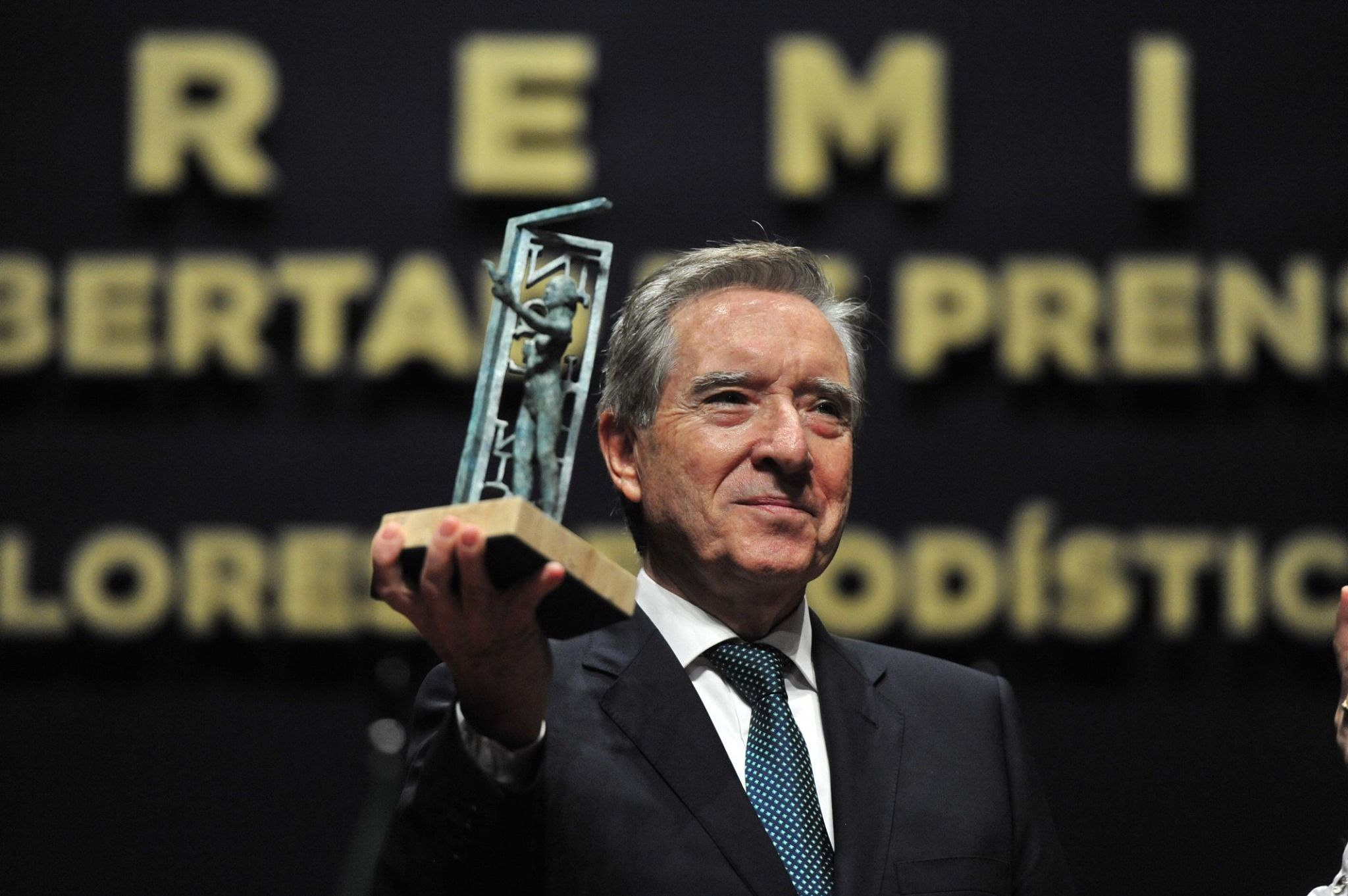 El periodista Iñaki Gabilondo, tras recoger el IV Premio a la Libertad de Expresión en San Fernando.