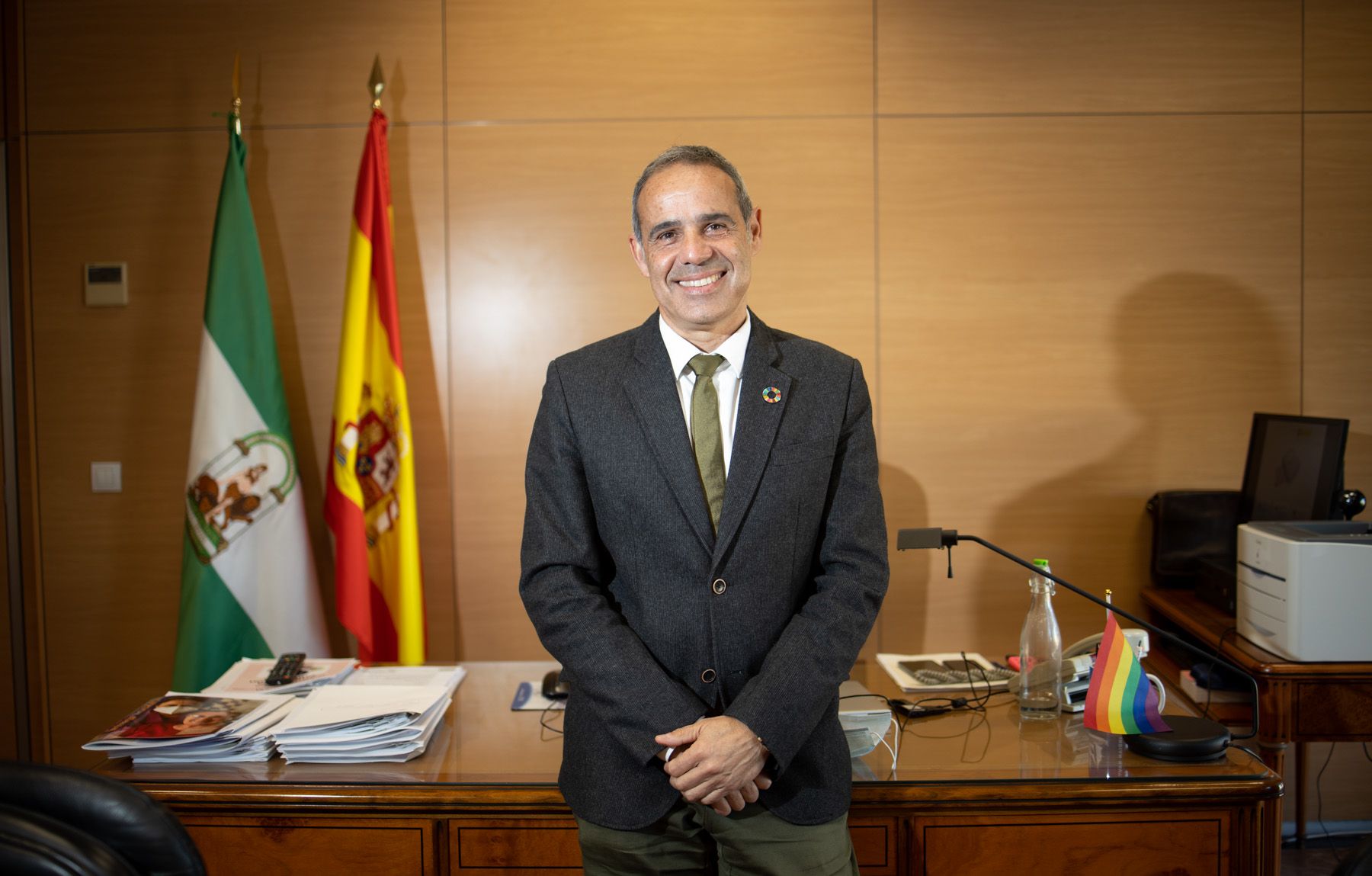 El subdelegado del Gobierno en Cádiz, Jose Pacheco, posa en su despacho para la entrevista con lavozdelsur.es. El subdelegado del Gobierno en Cádiz, Jose Pacheco, posa en su despacho para la entrevista con lavozdelsur.es.