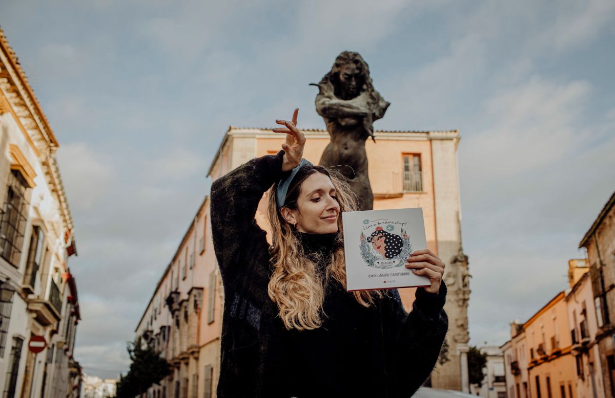 La maestra y bailaora jerezana, Almudena Navarro, con el cuento '¿Cómo me las maravillaría yo?'.