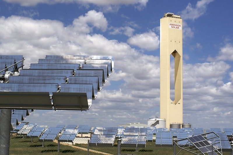 Historias de ahorradores de Abengoa.