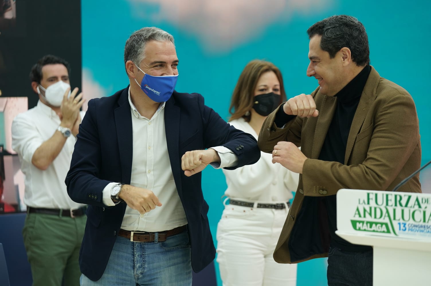 Bendodo y Moreno, este domingo, tras la elección del consejero como líder del PP en Málaga, en una imagen de archivo. Bendodo y Moreno, este domingo, tras la elección del consejero como líder del PP en Málaga, en una imagen de archivo.