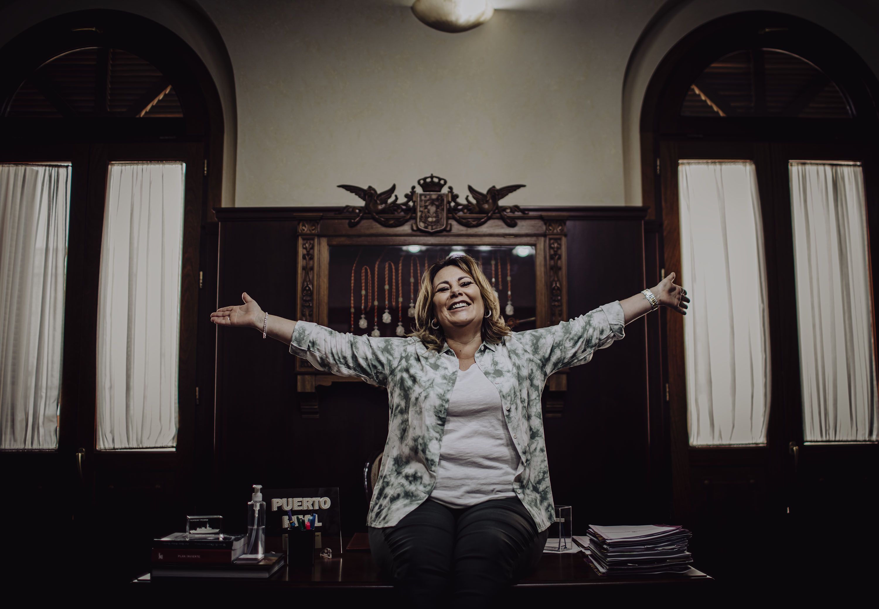 Elena Amaya, alcaldesa de Puerto Real, en su despacho.