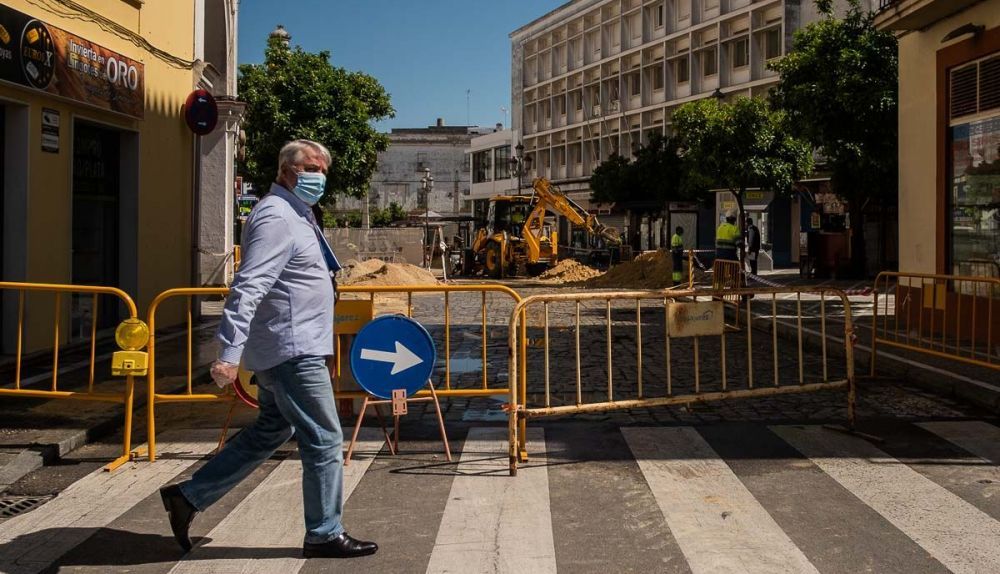 2 de mayo. Ecologistas aplaude la orden de paralización de la obra por la Junta.