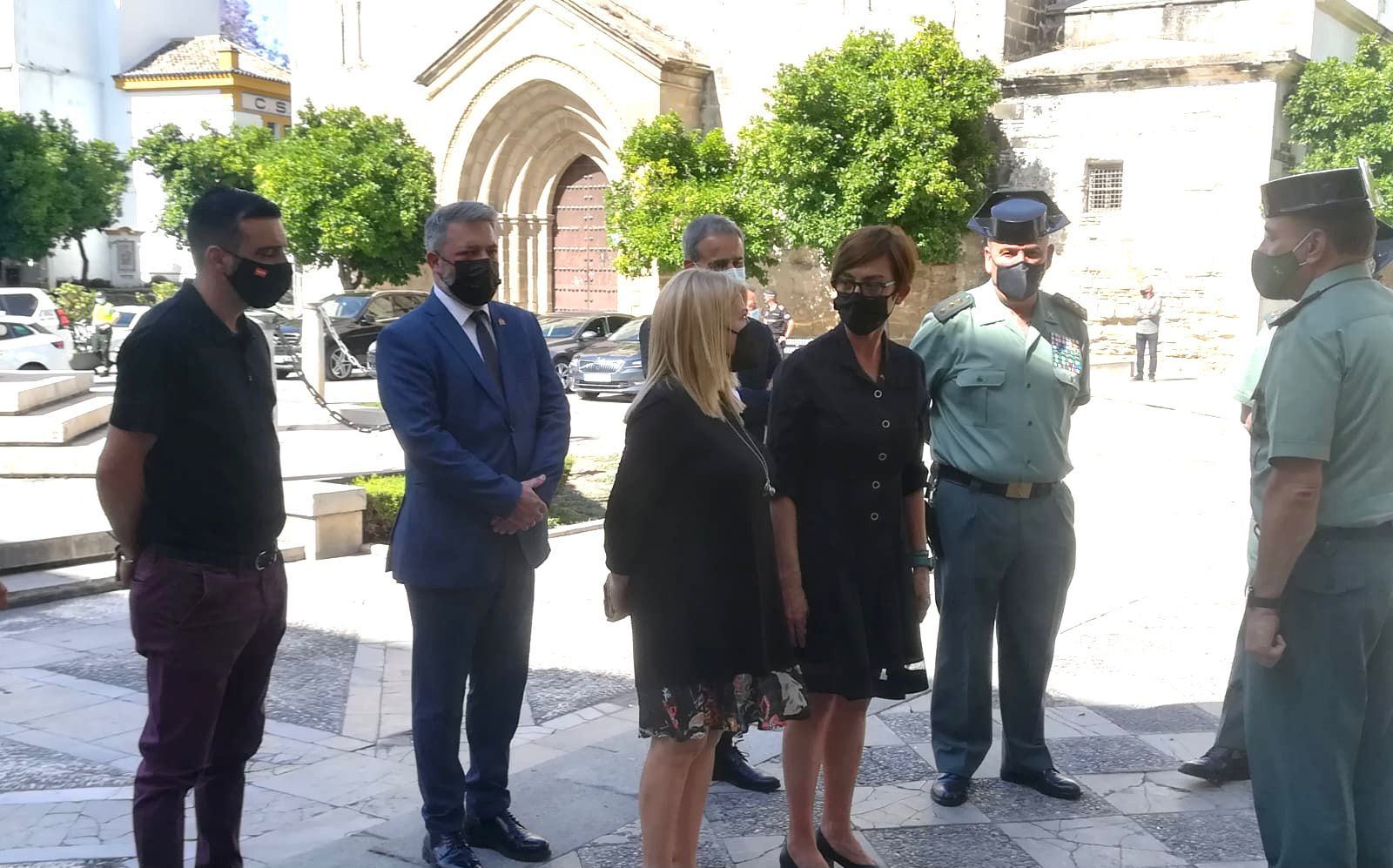 María Gámez junto a la alcaldesa de Jerez, Mamen Sánchez.