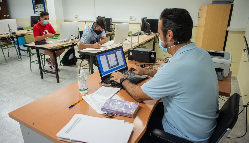 Estudiantes en un aula, esta semana, en el centro de FP de Rumasa.