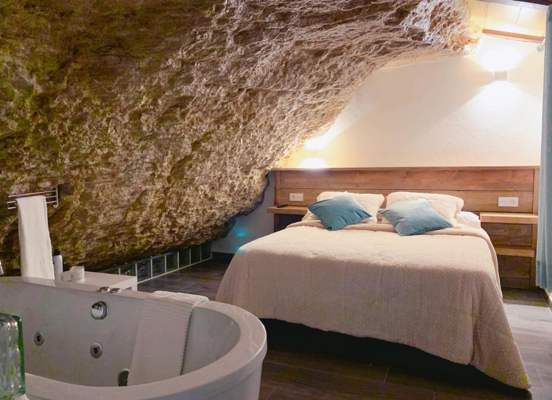 Casa cueva Las Calcetas en Setenil.