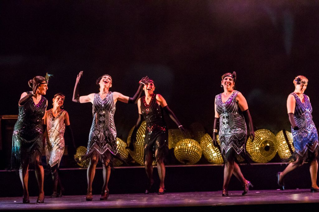 Espectáculo de la escuela de danza y comedia musical Fredes Insa.