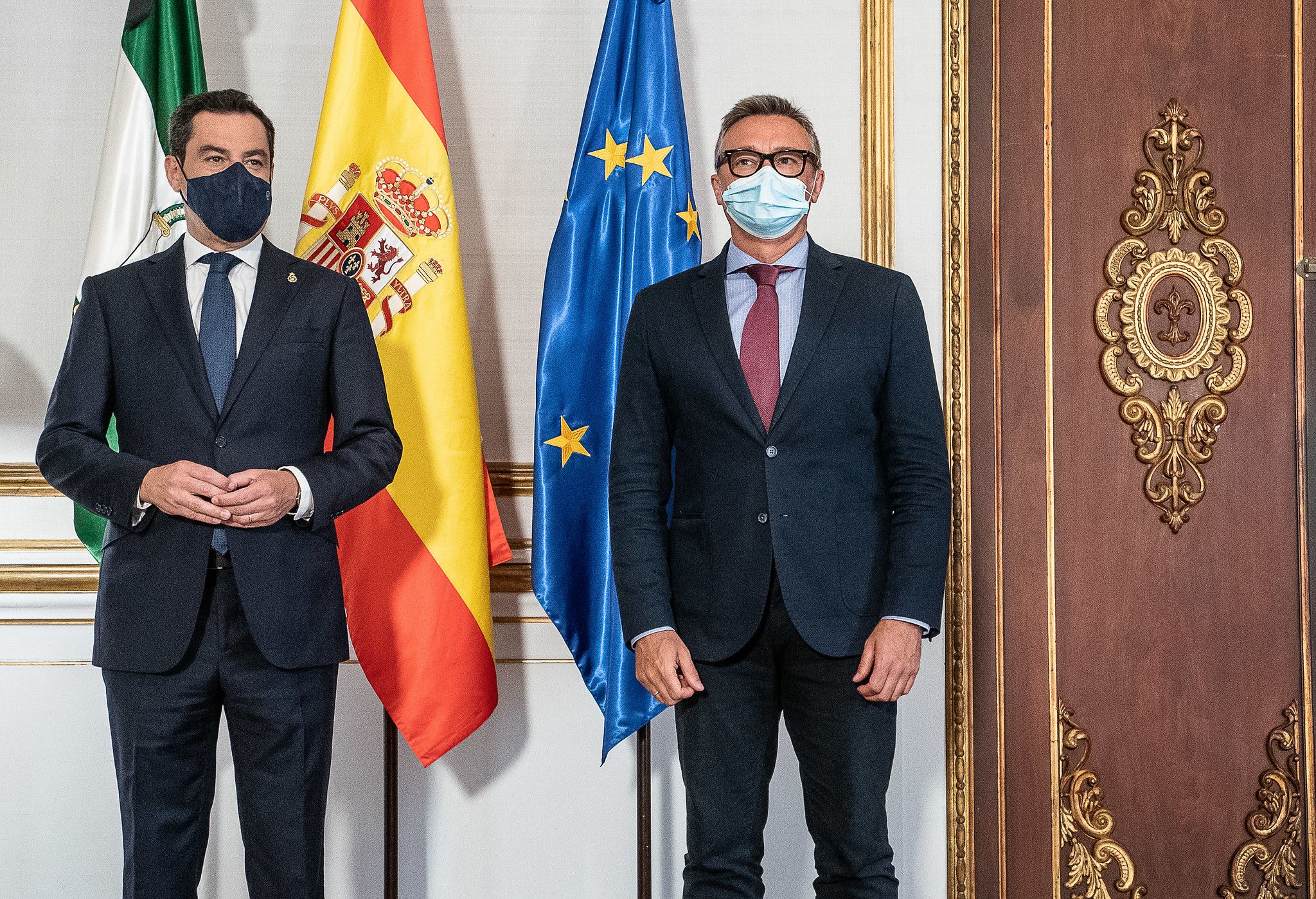 Moreno, presidente de la Junta, y Gavira, portavoz andaluz de Vox, en una imagen de archivo.