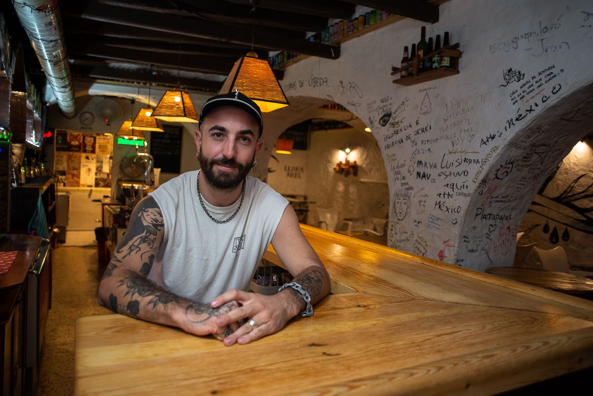 La Librería ha recurrido a su clientela habitual para pedir ayuda