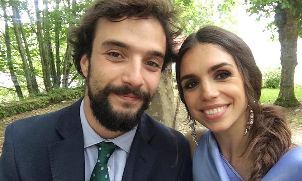 Elena Furiase y Gonzalo Sierra se casan en Vejer en una fiesta con toda la familia Flores Elena Furiase y Gonzalo Sierra se casan en Vejer en una fiesta con toda la familia Flores