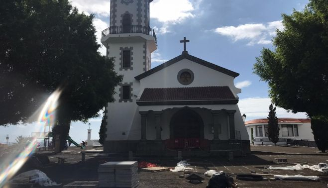 La iglesia de Todoque, antes de ser engullida por la lava.   D.D.