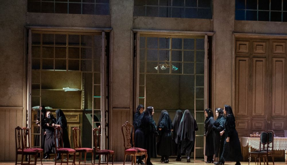 LA CASA DE BERNARDA ALBA OPERA 1