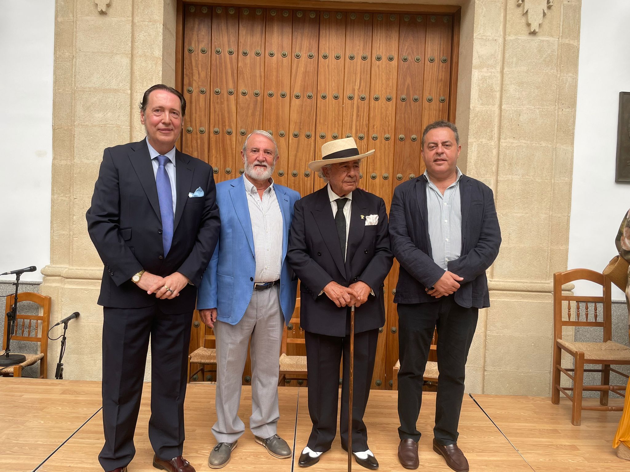 Manuel Morao recibe la insignia de oro de la Peña Flamenca Tío José de Paula (5)