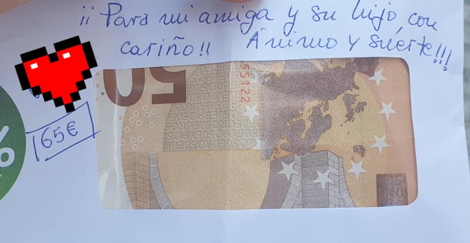 Sobre donado por África.