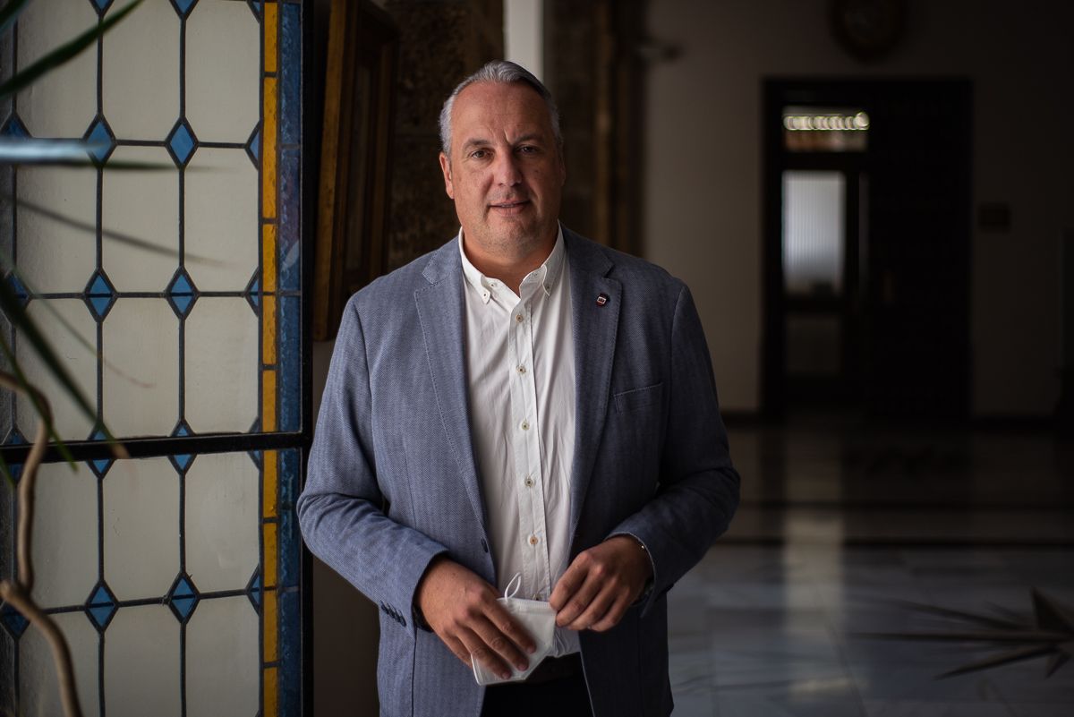 Ruiz Boix: "Todos cabemos en el PSOE de Cádiz, pero hace falta un proyecto renovado y plural"