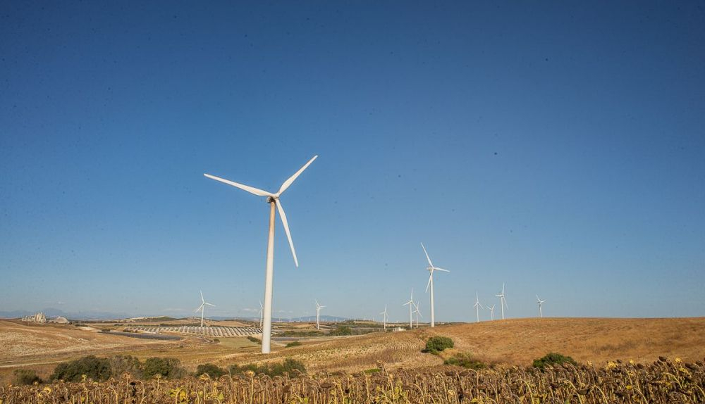 ENERGIAS RENOBABLES EOLICA SOLAR 1 REVISTA