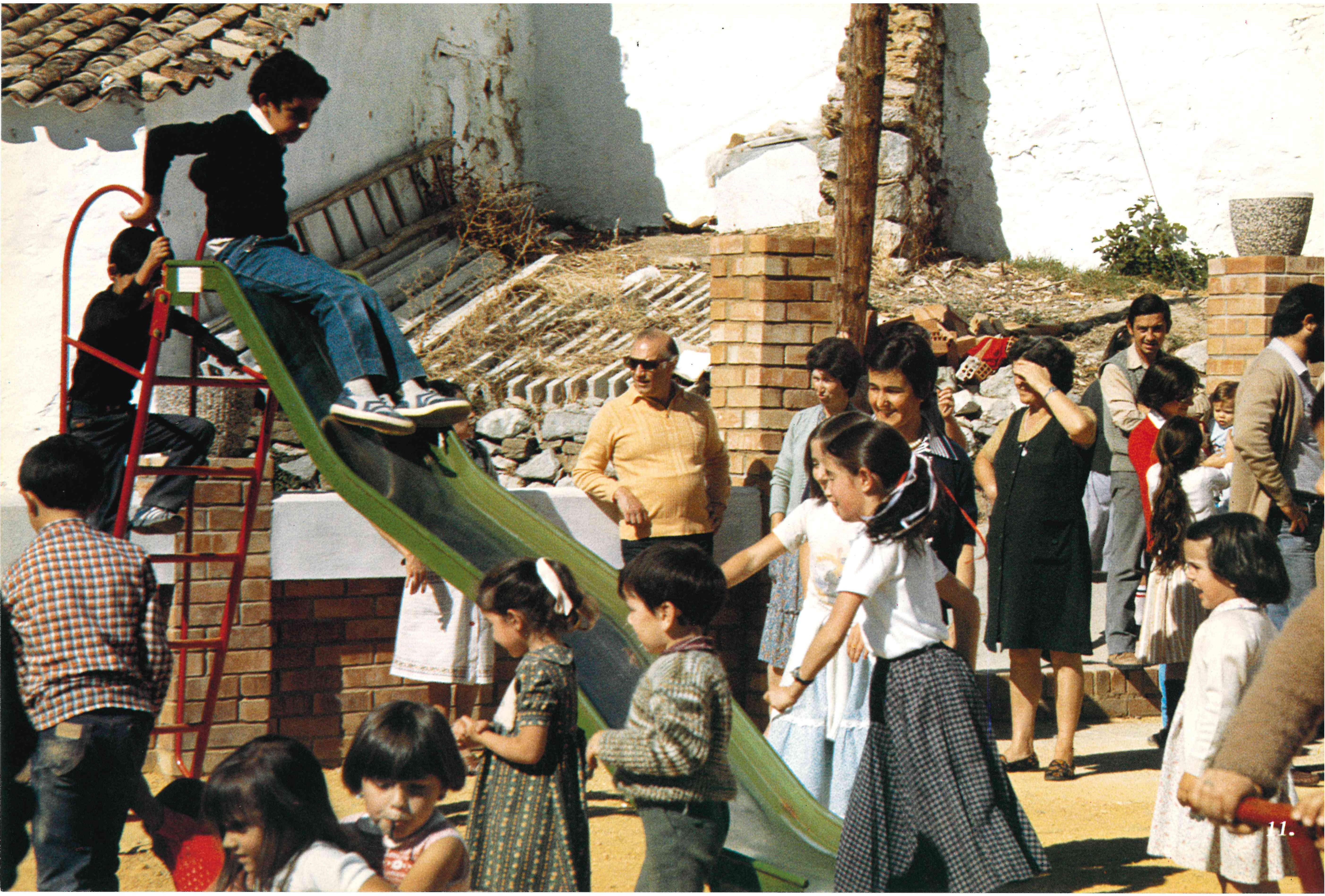 Parque de la época. Archivo audiovisual de Juniper Films.