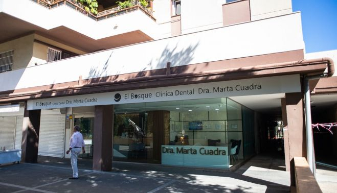 Fachada de El Bosque Clínica Dental