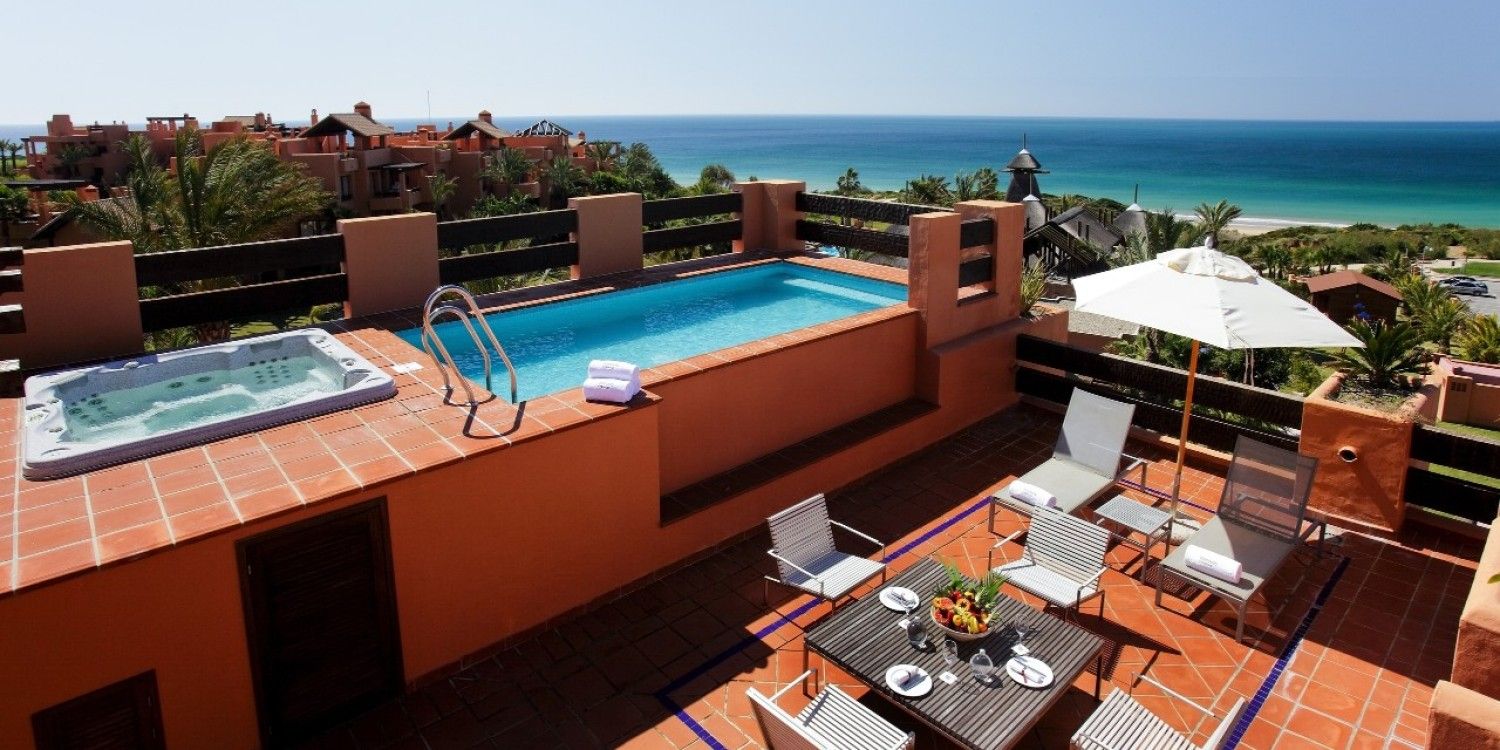 Terraza de la suite en el Royal Hideaway Sancti Petri.
