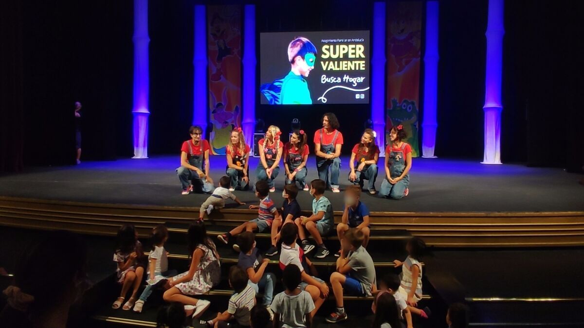 El grupo musical Cantajuego ha dado su respaldo a la campaña 'Súper Valiente busca hogar'. El grupo musical Cantajuego ha dado su respaldo a la campaña 'Súper Valiente busca hogar'.