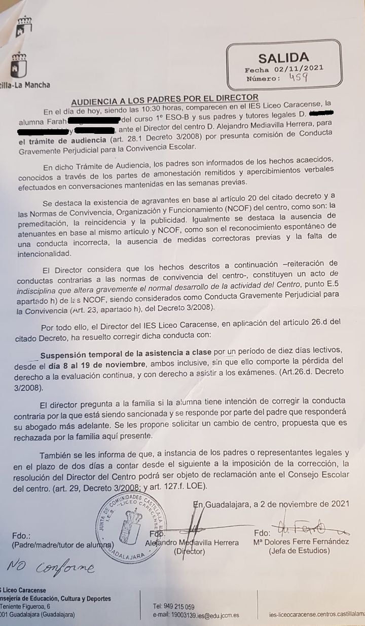 Audiencia a los padres por el director.